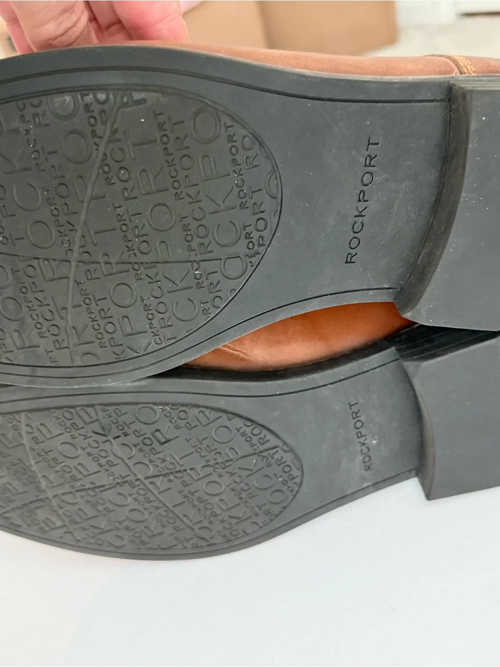 Rockport Men's Cognac Brown Leather Chukka Boots